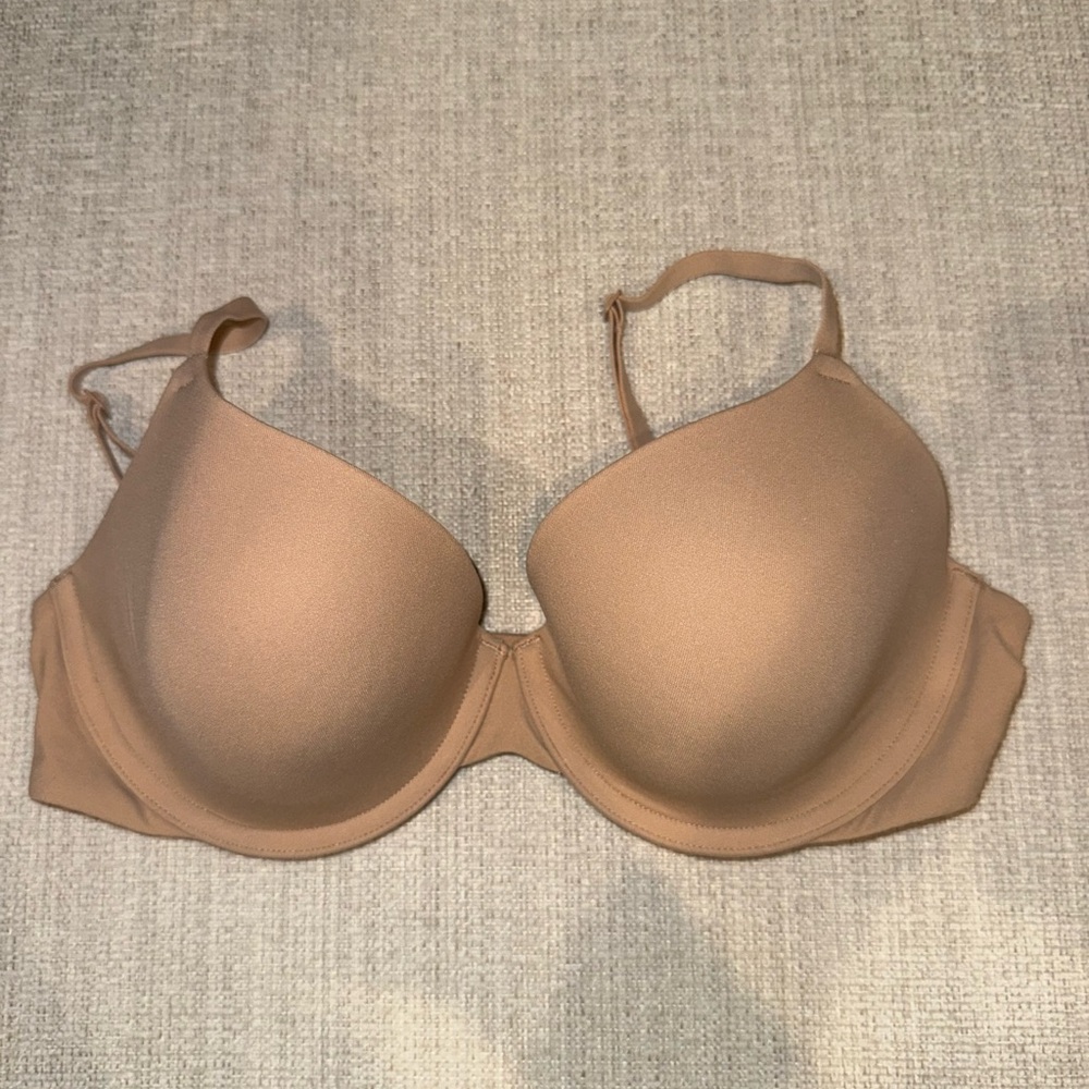 SKIMS Fits Everybody T-Shirt Bra